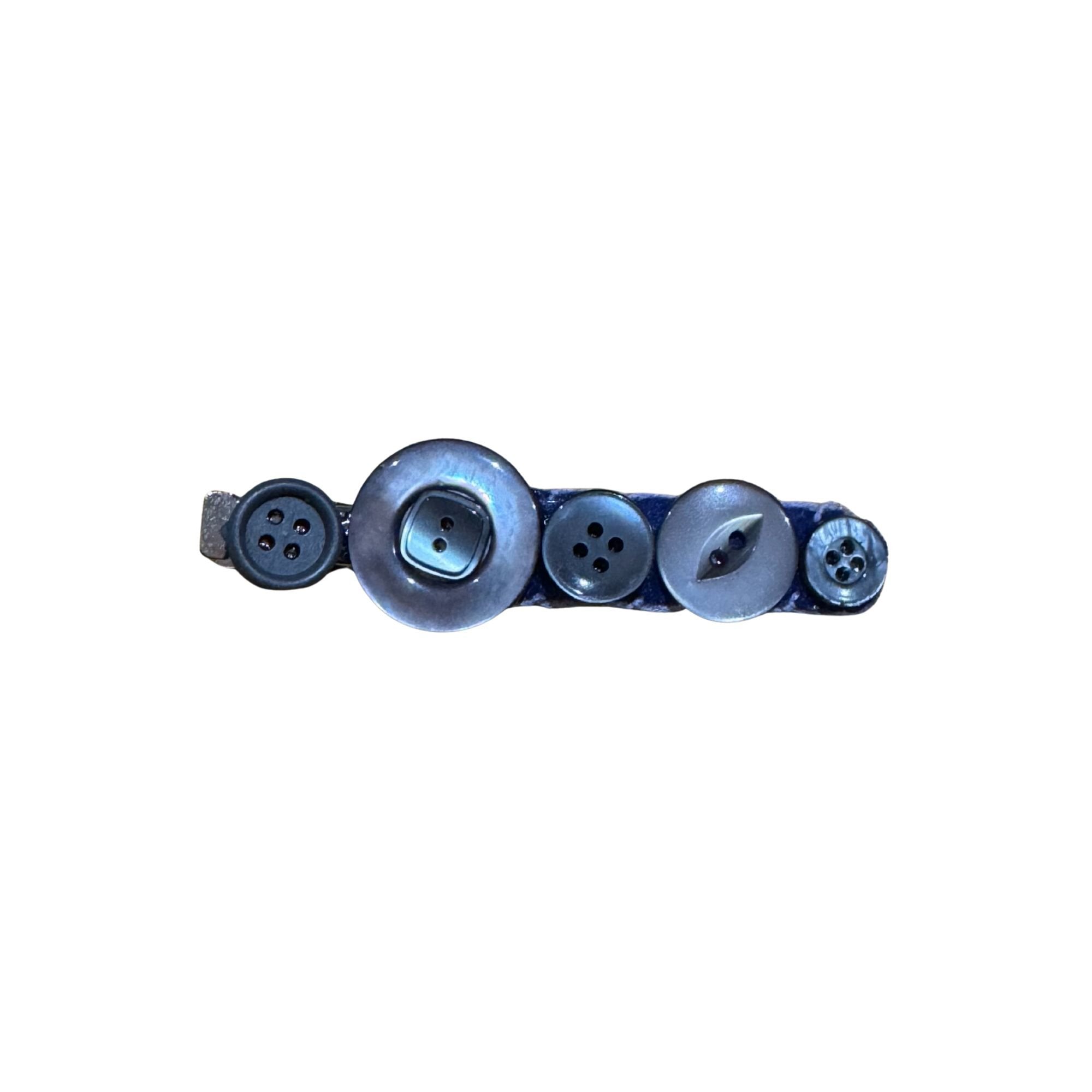 Button Hairclip
