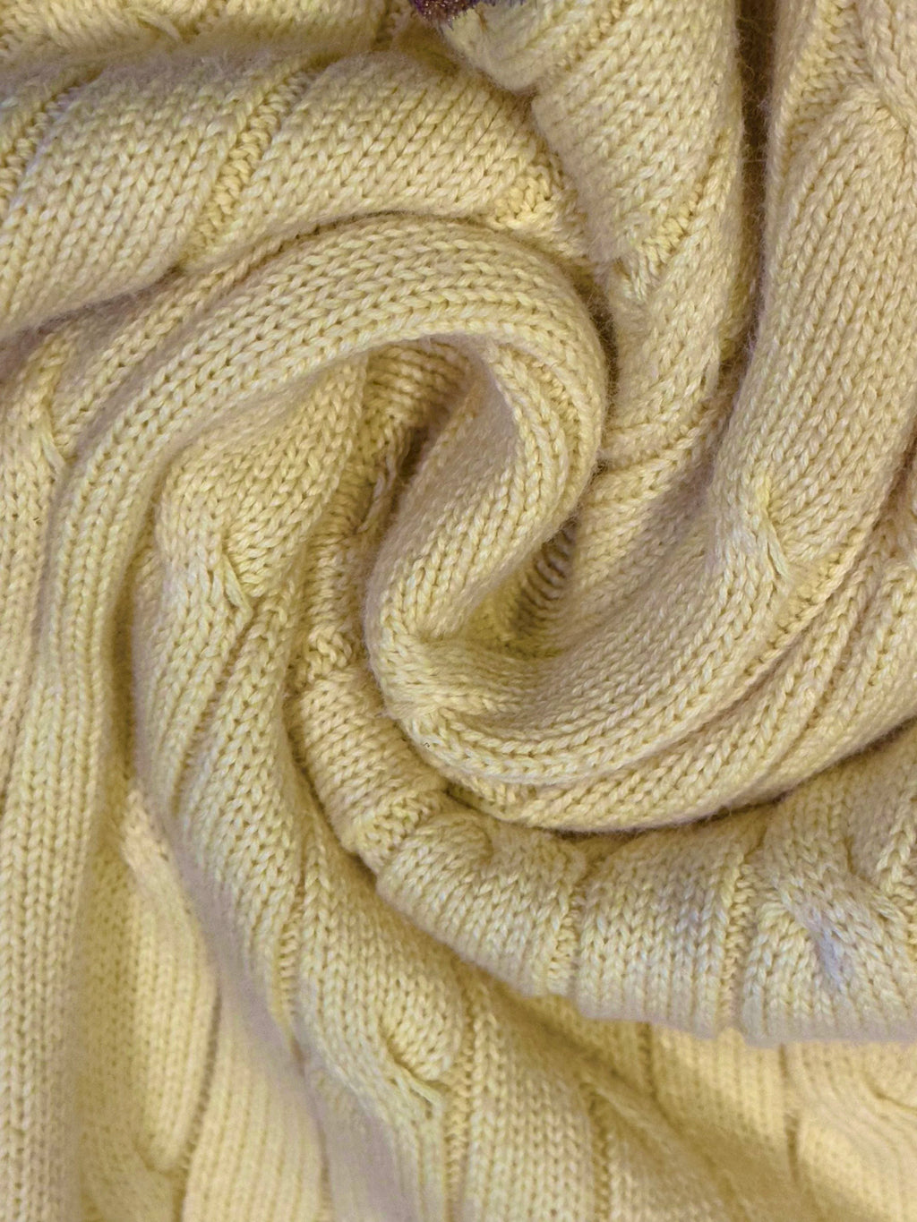 Wänelite -1 Yellow Sweater (B Grade)