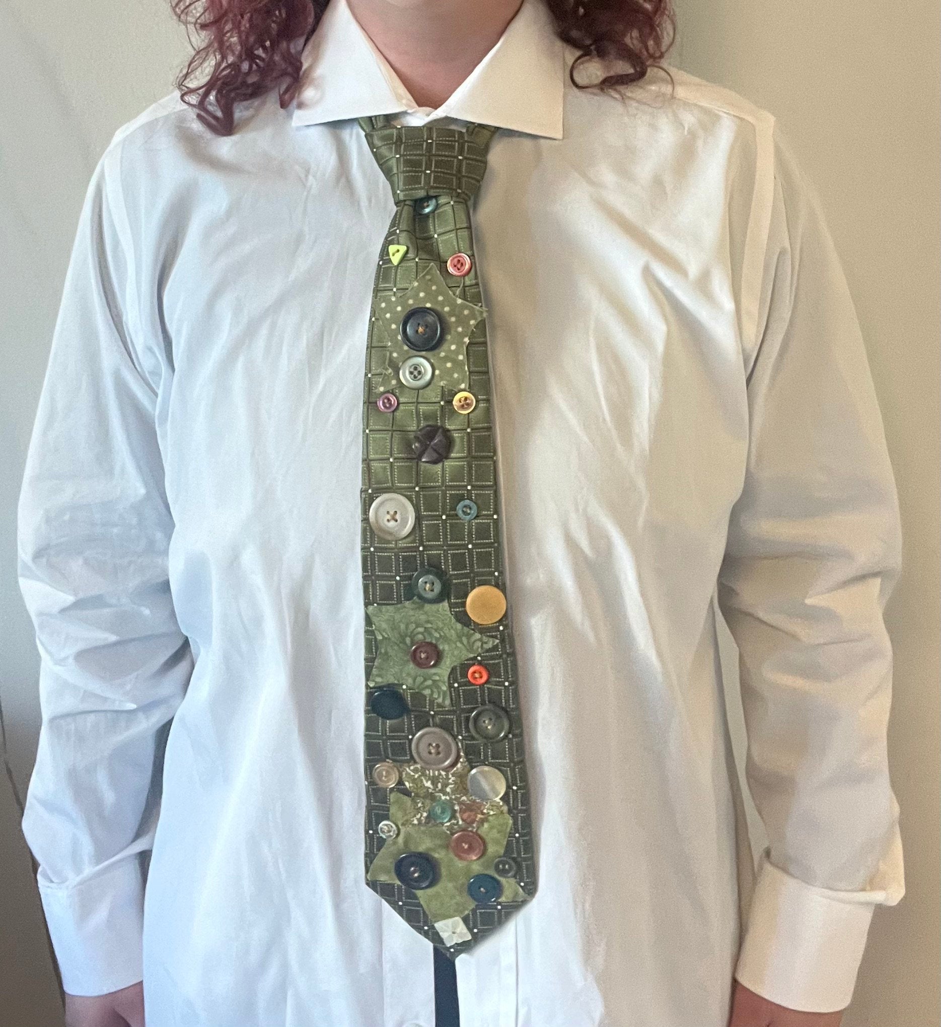 Button Tie