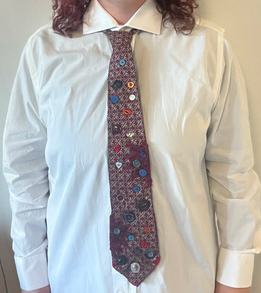 Button Tie