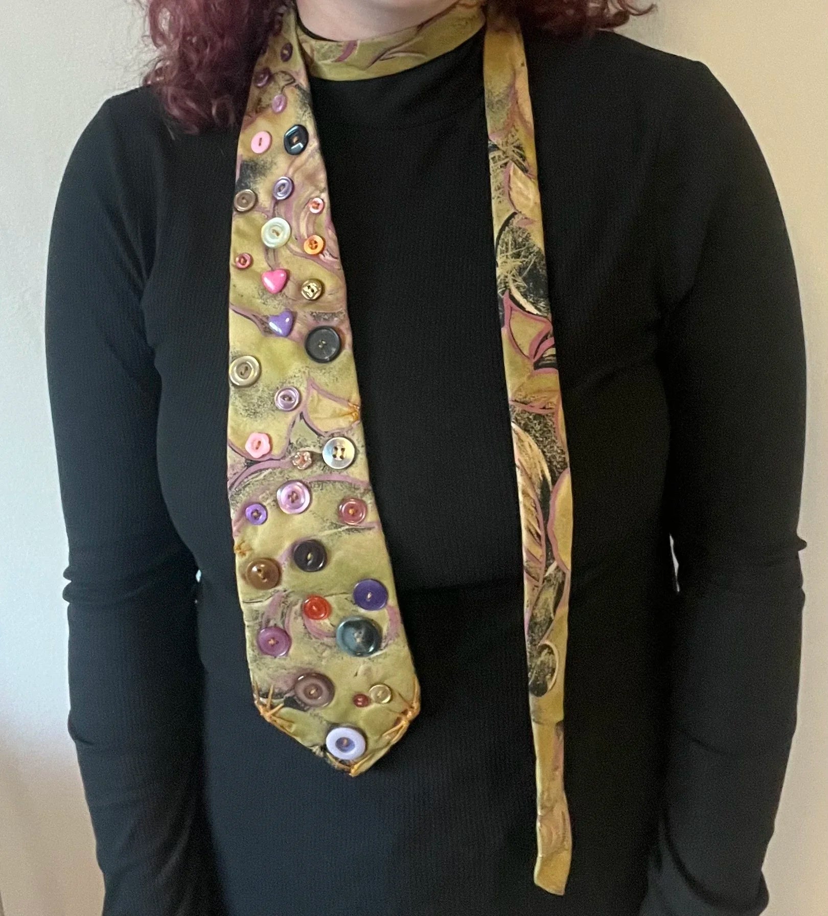 Button Tie