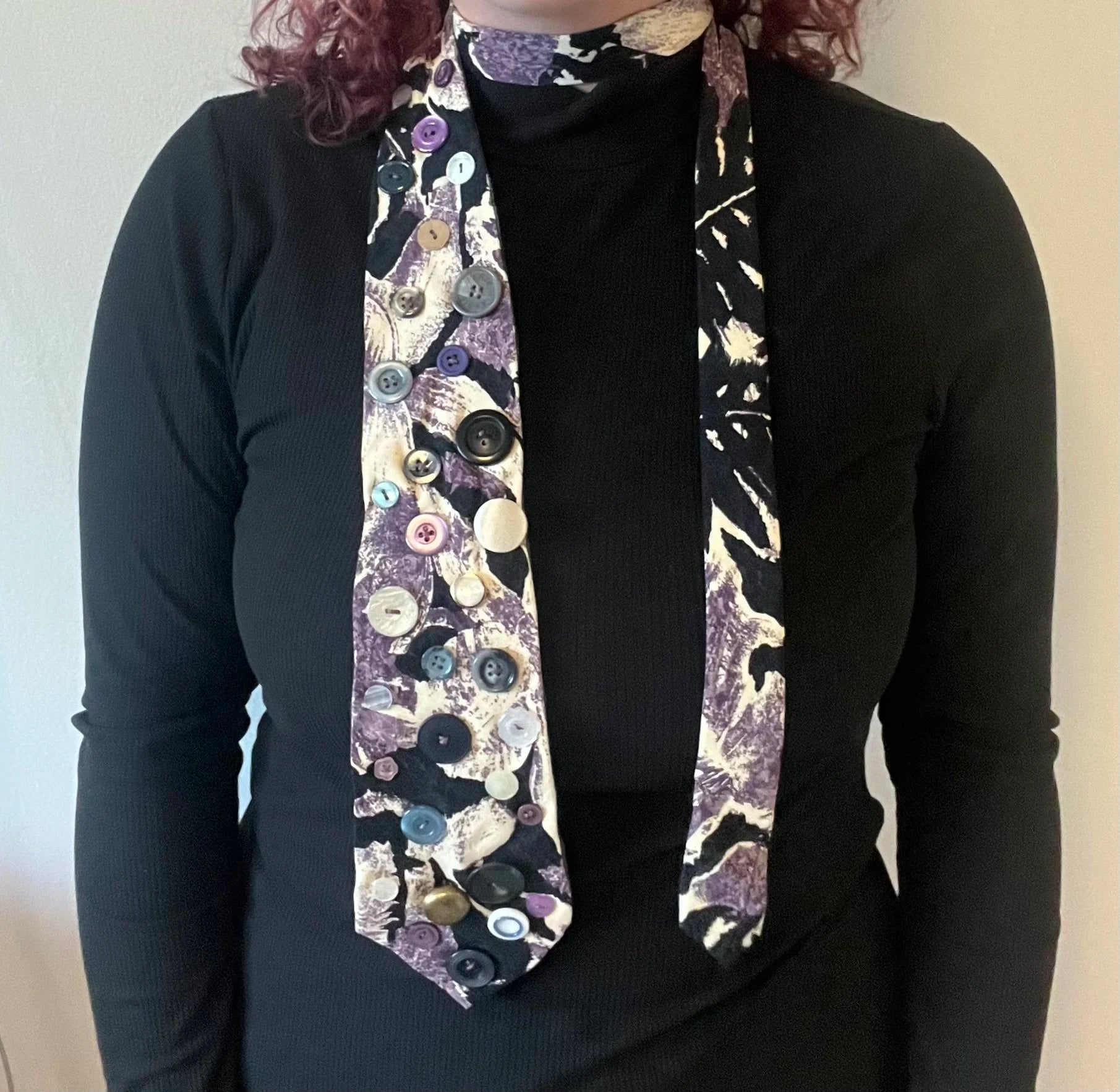 Button Tie
